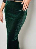 Load image into Gallery viewer, Velvet Maxi Skirt in Green