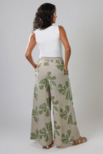 Load image into Gallery viewer, Rene Trousers in Green