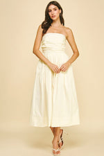 Load image into Gallery viewer, Shirring Detailed Sleeveless Midi Dress in Butter