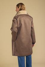 Load image into Gallery viewer, Yves Long Reversible Suede/Fur Jacket in Hunter Green