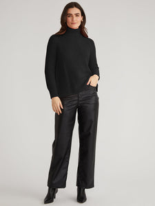 Stella Shaker Turtleneck in Black