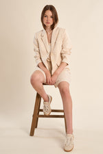 Load image into Gallery viewer, Classic Blazer in Off-White
