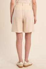 Load image into Gallery viewer, Trouser Short in Off-White
