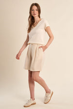 Load image into Gallery viewer, Trouser Short in Off-White
