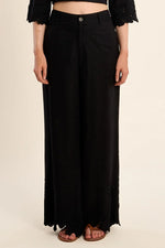 Load image into Gallery viewer, Embroidered Detail Pants in Black
