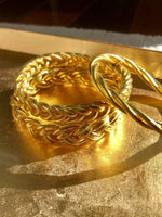 Load image into Gallery viewer, Twisted Buddhist Temple Bangle in Pale Gold
