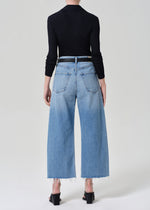 Load image into Gallery viewer, Ayla Raw Hem Crop Jean in Honour
