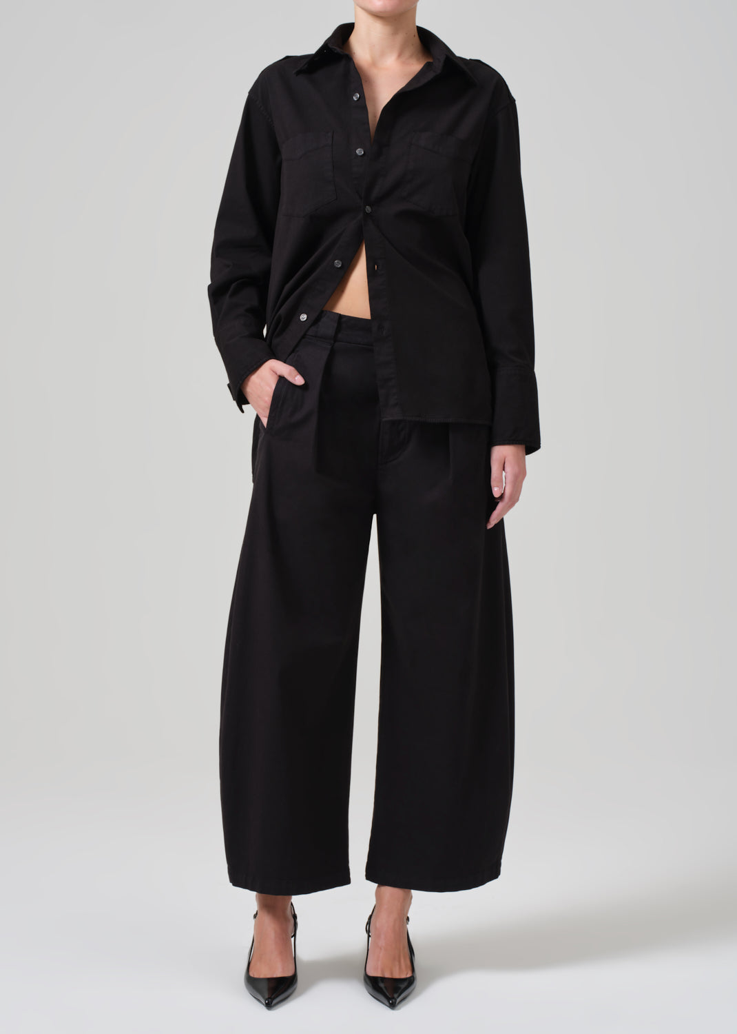 Cara Cropped Pleated Trouser in Stretch Twill