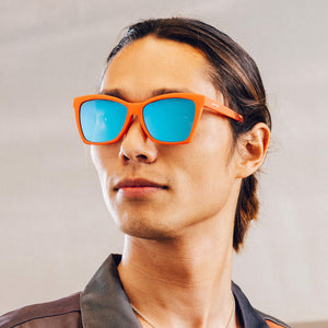 Kisses Canvas, Sells It for Fortune Pop G Sunglasses