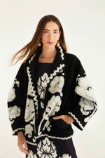 Load image into Gallery viewer, Floral Arabesque Fleece Coat in Black
