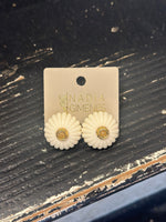 Load image into Gallery viewer, Medium Lamp Button Earring in Ivory
