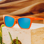 Load image into Gallery viewer, Kisses Canvas, Sells It for Fortune Pop G Sunglasses
