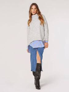 Chunky Turtleneck Sweater in Heather Grey