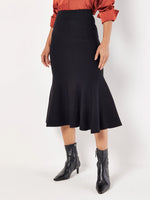 Load image into Gallery viewer, Fluted Knit Midi Skirt in Black
