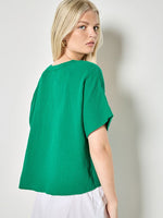 Load image into Gallery viewer, Woven Blouse in Green
