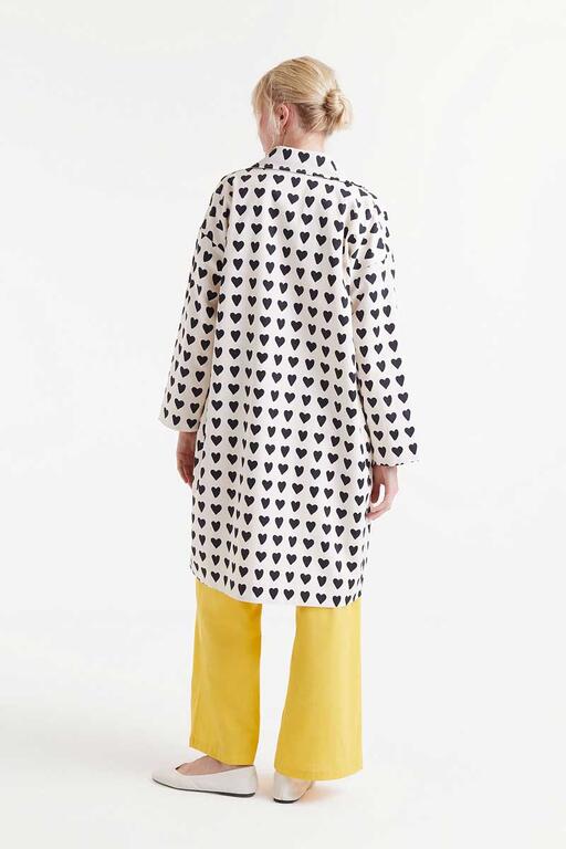 Heart Print Trench Coat in Black/Ivory