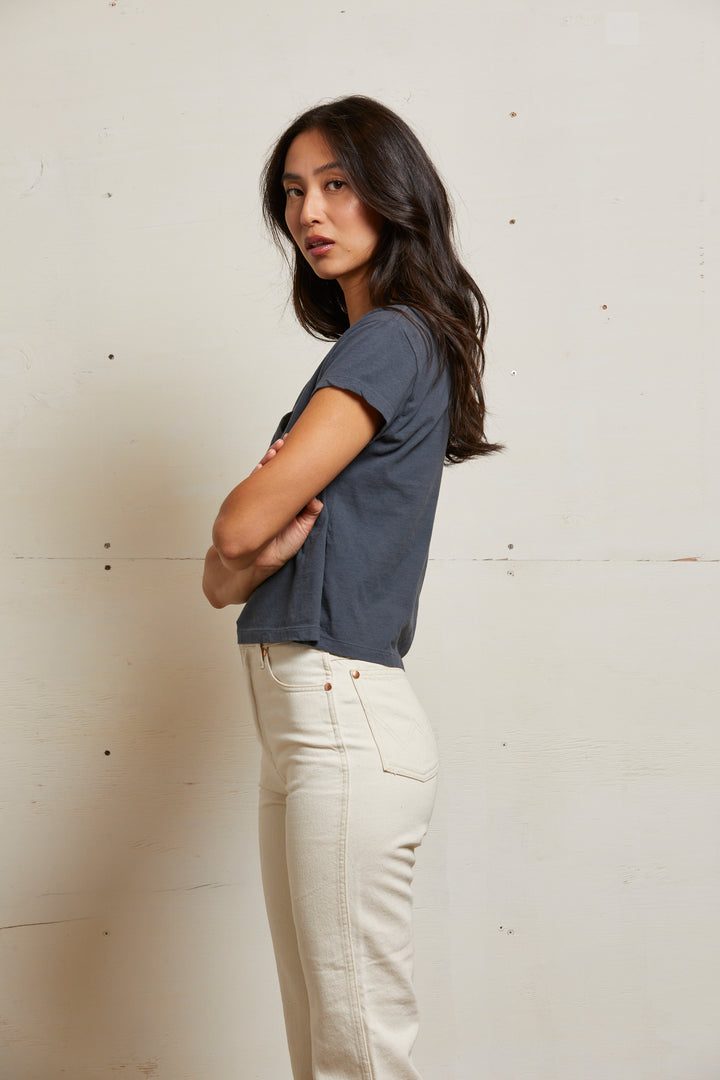 Alanis Recycled Cotton V-Neck Tee in Night