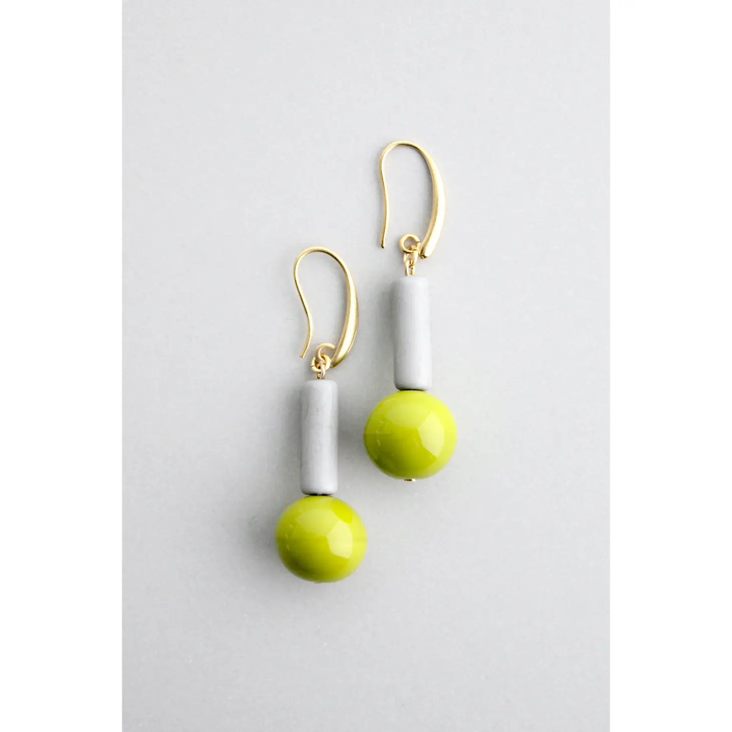 Color Block Earrings in Grey/Charteuse