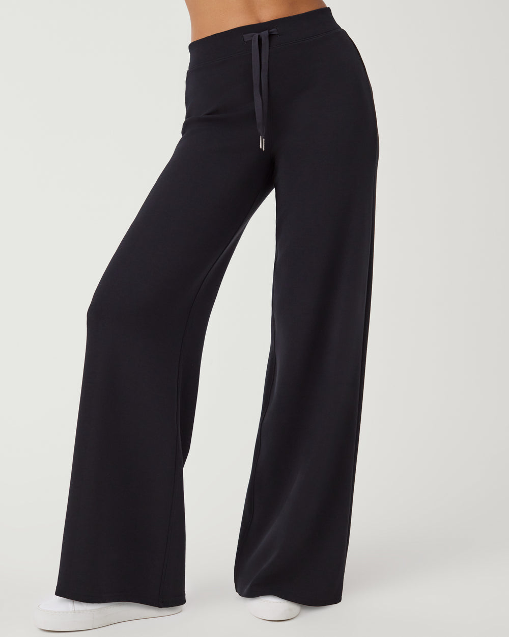 Air Essentials Wide Leg Pant in Black