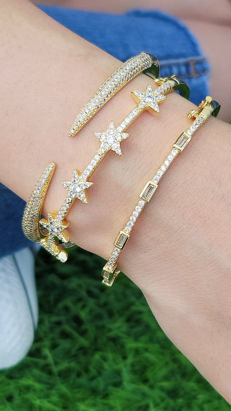 CZ Star Bangle in Gold