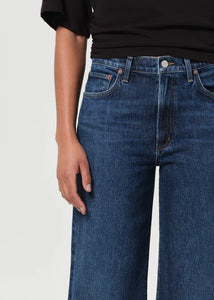 Harper Crop Jean in Echo