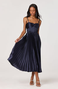 Ascella Sweetheart Pleated Midi Dress in Navy