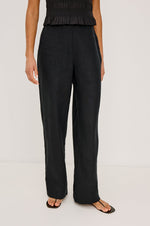 Load image into Gallery viewer, Andrine Pant in Black
