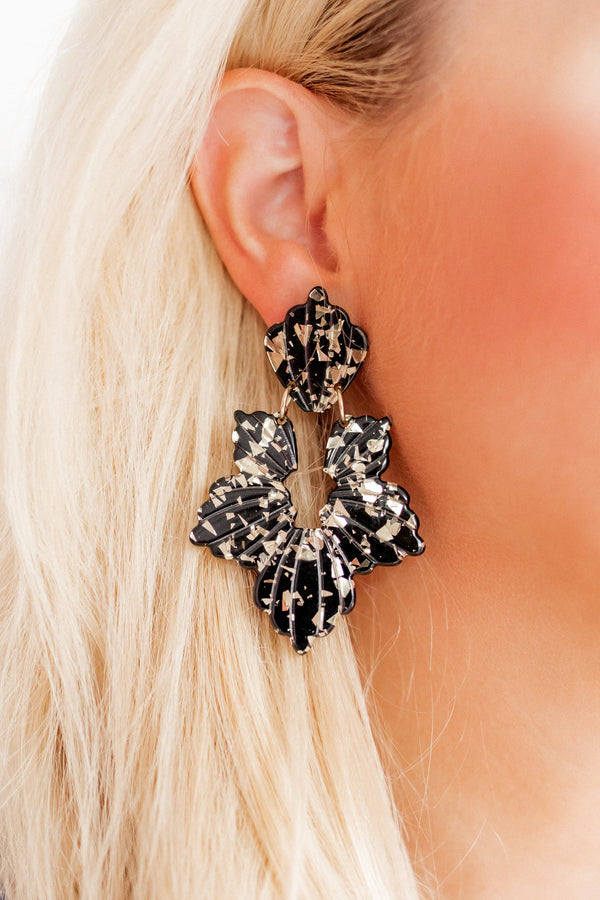 Michelle Earrings in NYE Gold