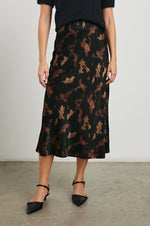 Load image into Gallery viewer, Anya Skirt in Diffused Sandstone
