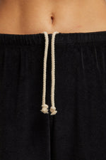 Load image into Gallery viewer, Bailey Velour Easy Sweatpant in True Black
