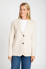 Load image into Gallery viewer, The Milly Sweater Blazer in Latte
