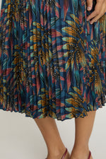 Load image into Gallery viewer, Mia Skirt in Midnight Palm
