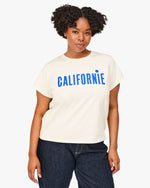 Load image into Gallery viewer, Classic Tee in Cream w/ Cobalt Californie

