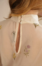 Load image into Gallery viewer, Fiona Blouse in Cream Garden Multi
