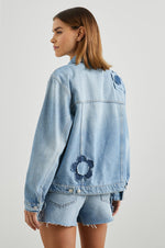 Load image into Gallery viewer, Grove Boyfriend Trucker Jacket in Indigo Bloom
