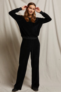 Stella Velour Shrunken Raglan Sweatshirt in True Black