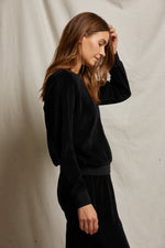 Load image into Gallery viewer, Stella Velour Shrunken Raglan Sweatshirt in True Black
