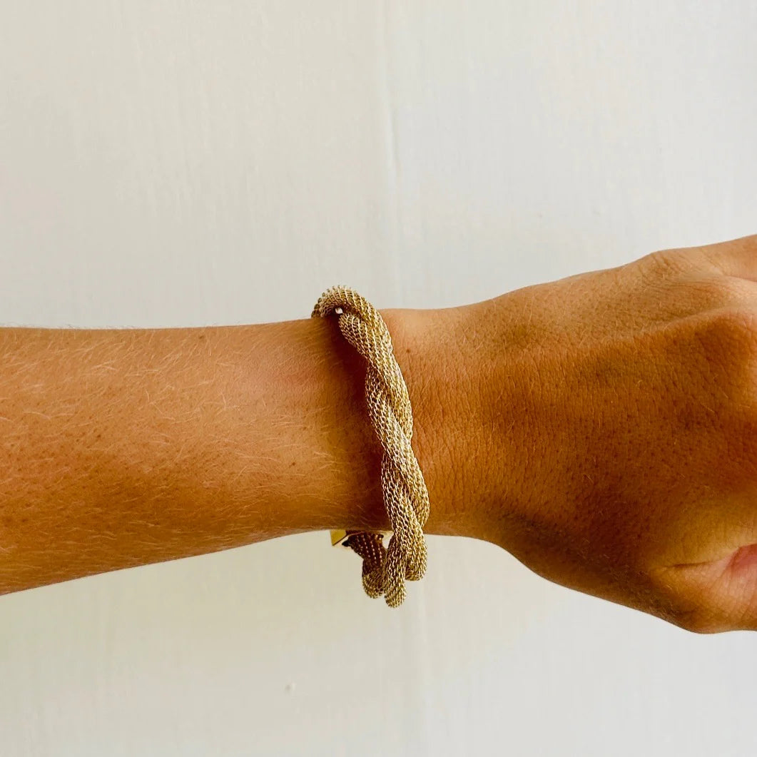 Twisted Mesh Bracelet in Gold