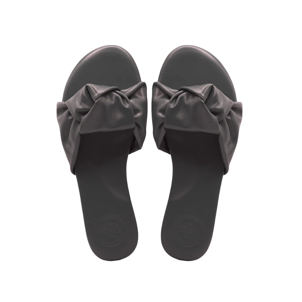 Nottie Slide Sandal in Black