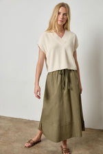 Load image into Gallery viewer, Wide Trim V-Neck Sweater in Ivory
