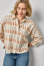 Load image into Gallery viewer, Ikat Dolman Button Down in Carob Ikat
