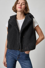 Load image into Gallery viewer, Hooded Sherpa Vest in Black
