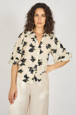 Load image into Gallery viewer, Paper Moon Charlie Shirt in Cream/Black
