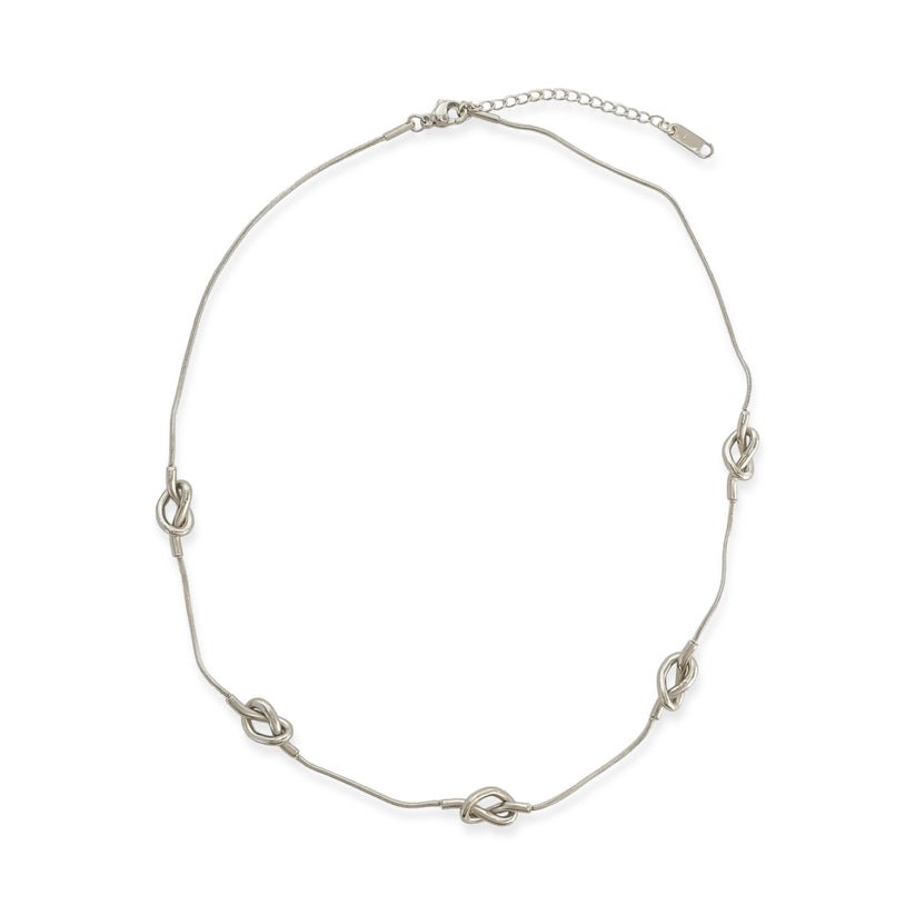 Knots Necklace in Rhodium