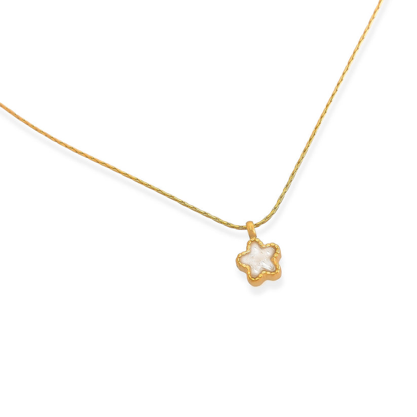 CZ Dainty Star Necklace in Gold