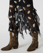 Load image into Gallery viewer, Mariane Dress in Midnight Lips
