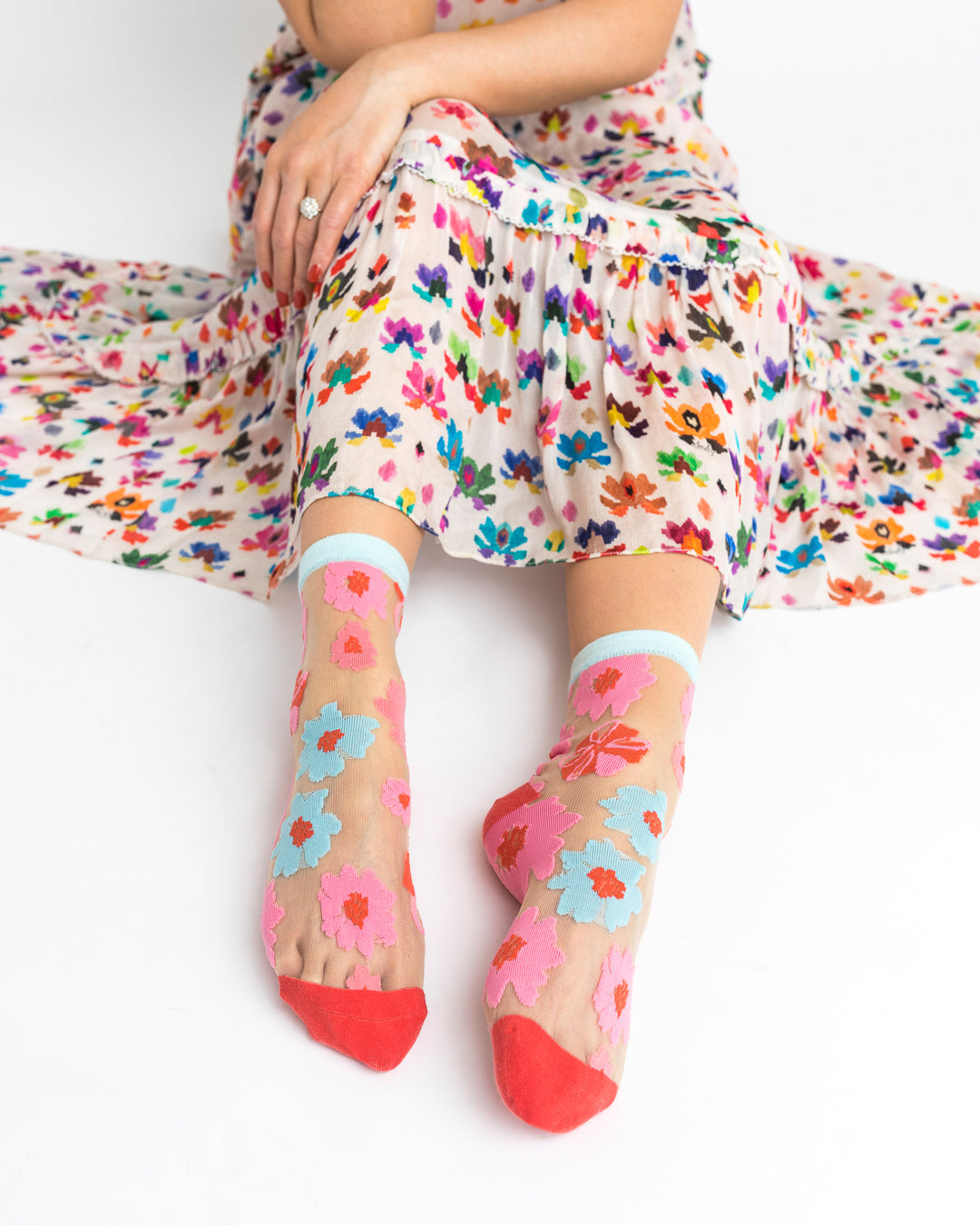 Ribbon Roses Sheer Ankle Sock