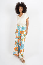 Load image into Gallery viewer, The Bold Wide Leg Trousers in White
