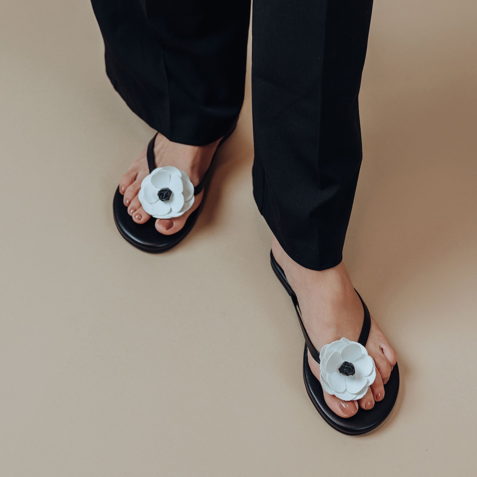Valentina Slide Sandal in Black and White