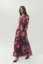 Load image into Gallery viewer, Ann Dress in Red Watercolor Floral
